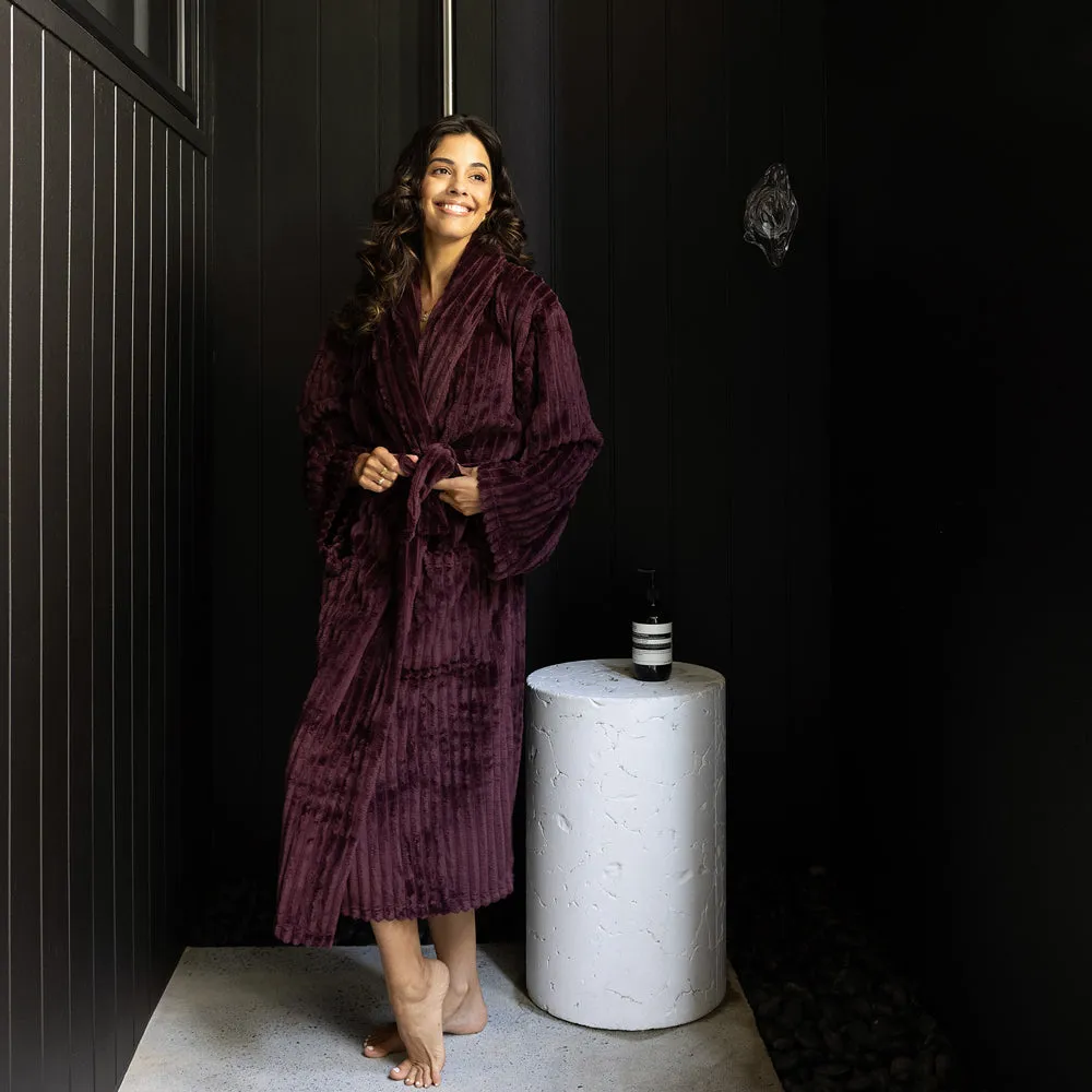 Channel Fleece Robe - Plum