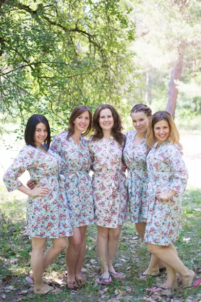 Lilac Vintage Chic Floral Pattern Bridesmaids Robes
