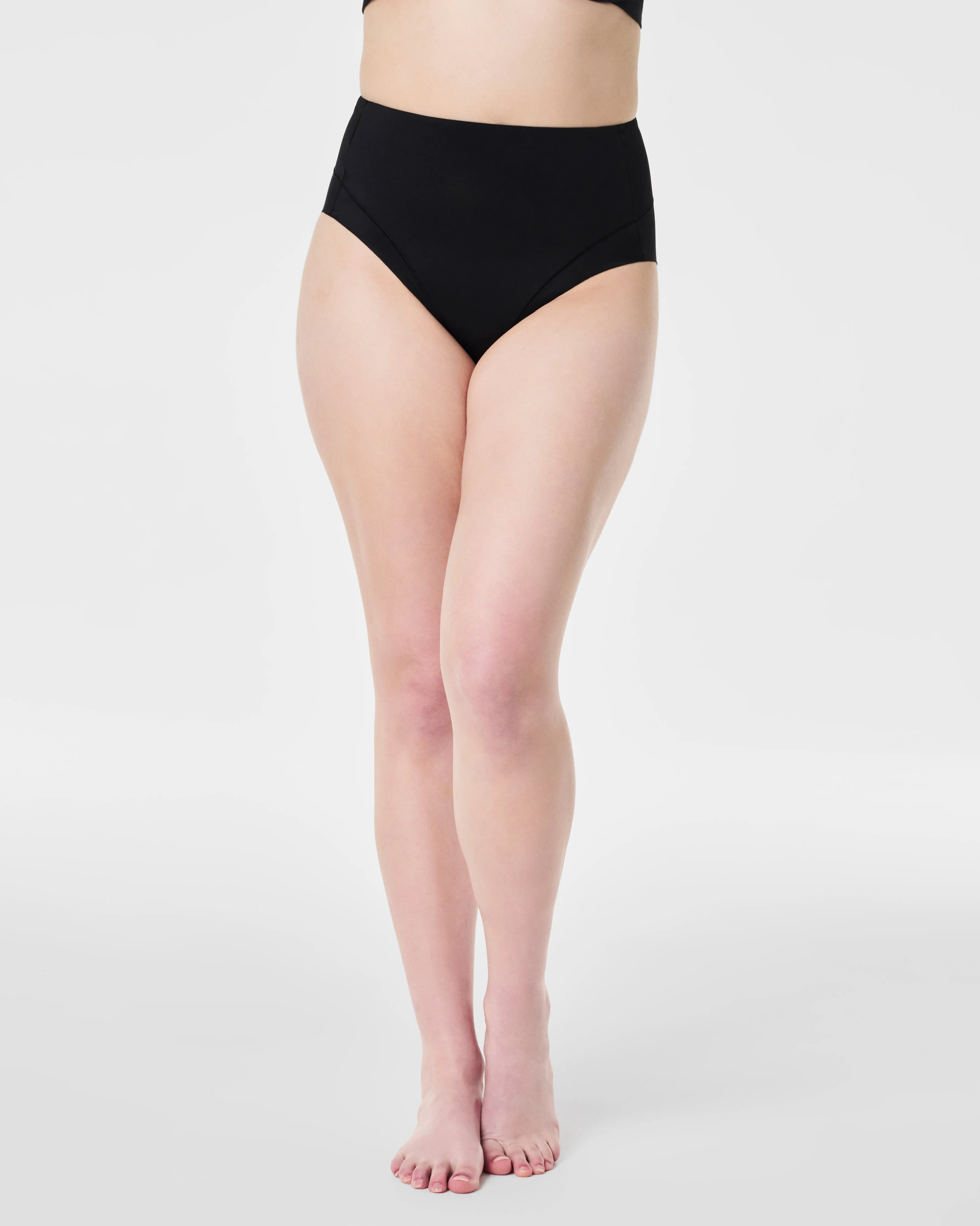 SPANXsmooth™ Contouring Hi-Leg Brief